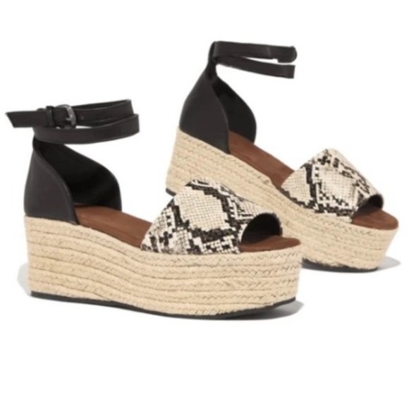 SUSANNA Snake Skin Print Ankle Wedge - Picture 4 of 7